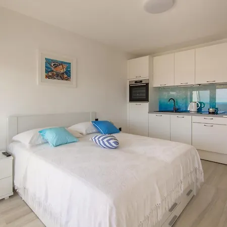 Nona Draga アパート *