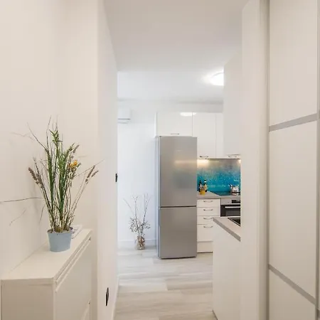 アパート Nona Draga