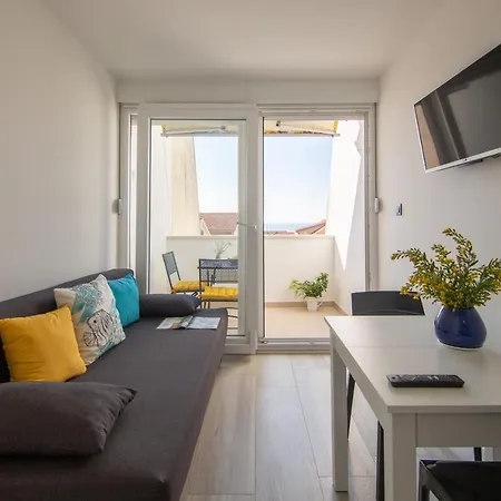 Nona Draga アパート