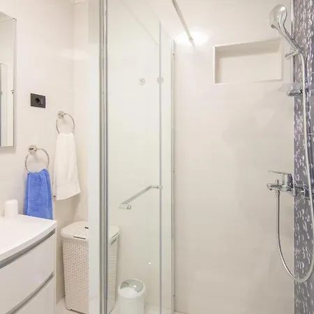 アパート Nona Draga *